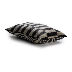 Rough Studios Antarctic Beech Pillow Black -Miinto Salgsbutikk unnamed file 1010
