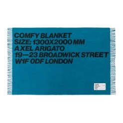 Axel Arigato Giant Cozy Blanket Blue -Miinto Salgsbutikk unnamed file 2325
