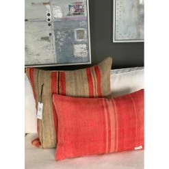 Tirillm Cushion Brown
