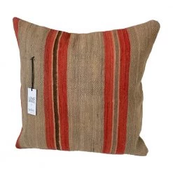 Tirillm Cushion Brown -Miinto Salgsbutikk unnamed file 3330
