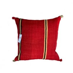 Tirillm Cushion Red -Miinto Salgsbutikk unnamed file 3855