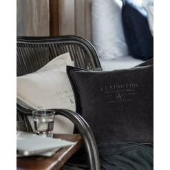 Lexington Hotel Velvet Sham With Embroidery Beige -Miinto Salgsbutikk unnamed file 4301