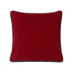Lexington Holly Embroidered Wool Mix Pillow Cover Red -Miinto Salgsbutikk unnamed file 479