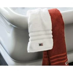 Lexington Icons Original Towel White 11 Lexington Icons Original Towel White -Miinto Salgsbutikk unnamed file 659