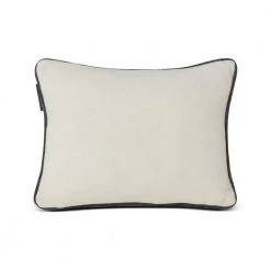 Lexington Snowmen Embroidered Pillow White -Miinto Salgsbutikk unnamed file 836